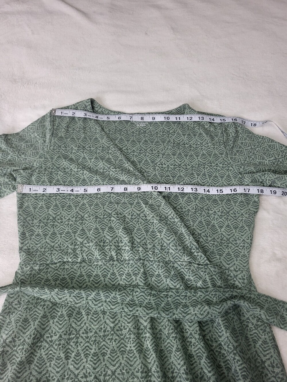 L.L Bean Green Printed Wrap-Style Women's Dress. Size Medium. Item 507253 - Picture 9 of 11